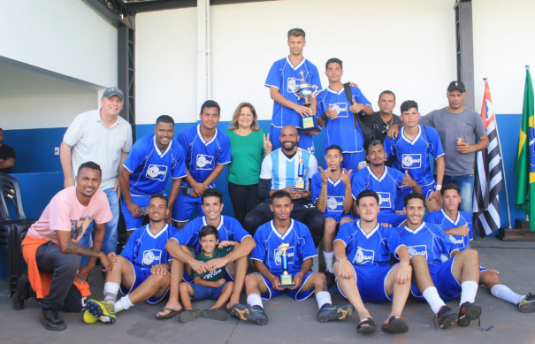 Prefeitura de Salmourão reinaugura Estádio Municipal com a realização do Torneio da Independência