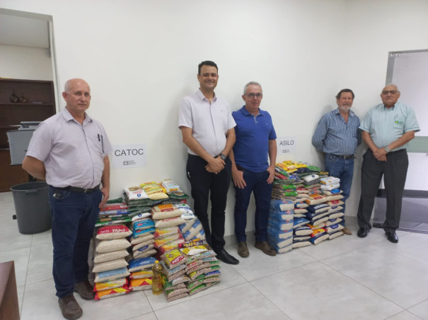 Palestra promovida pela ACEOC e Trilha do Empreendedorismo arrecada 400kg de alimentos para entidades