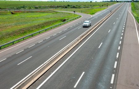 Obras alteram trÃ¡fego de veÃ­culos na Rodovia Raposo Tavares, em Rancharia