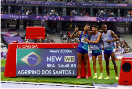 Julio Cesar conquista primeiro ouro do atletismo nas ParalimpÃ­adas de Paris e bate recorde mundial