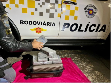 PolÃ­cia Militar RodoviÃ¡ria realiza prisÃ£o por trÃ¡fico de Drogas