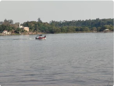 Bombeiro encontra corpo de homem desaparecido boiando na Represa Laranja Doce, em MartinÃ³polis