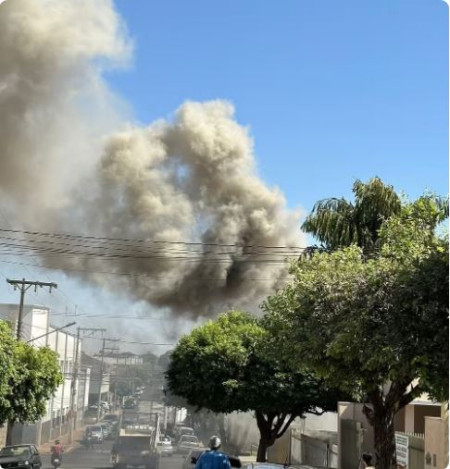 IncÃªndio causa estragos em cozinha de restaurante e churrascaria em Dracena