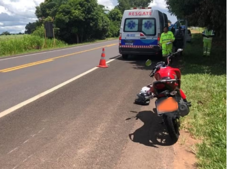 Condutora e passageira de motocicleta ficam feridas apÃ³s atropelamento de cachorro em estrada vicinal