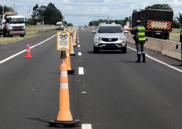 Com 12 autuações por embriaguez ao volante, Operação Direção Segura aborda quase 2 mil motoristas em Presidente Epitácio