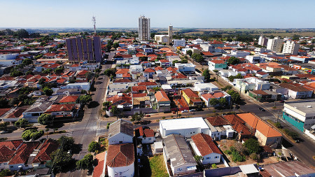 Prefeitura de Adamantina solicita unidade de escola cÃ­vico-militar