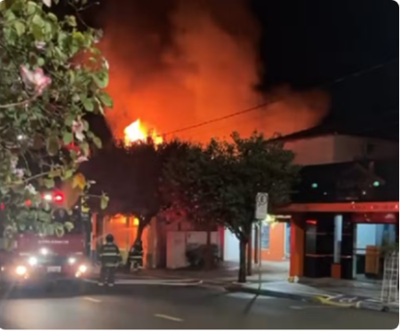 PolÃ­cia Civil abre inquÃ©rito para apurar causas de incÃªndio que atingiu estabelecimentos comerciais e residÃªncia, em Osvaldo Cruz