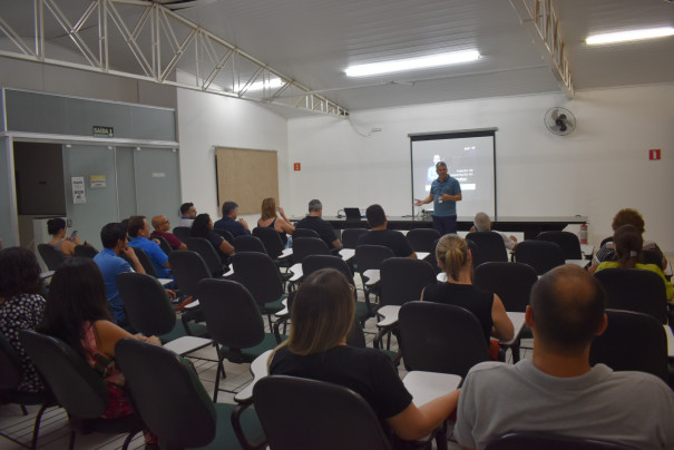 Palestra de apresentação do Empretec reúne empresários e empreendedores de Adamantina