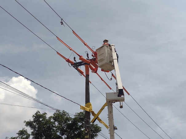 Energisa explica importância de procedimentos de melhorias na rede elétrica de Inúbia Paulista