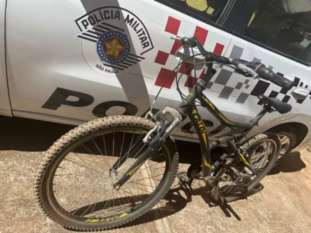 Jovem de 21 anos Ã© preso em flagrante apÃ³s furtar bicicleta no BalneÃ¡rio de Panorama