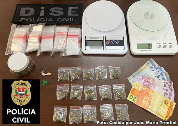 Polícia civil apreende maconha, crack e cocaína em residência de menor em Tupã 