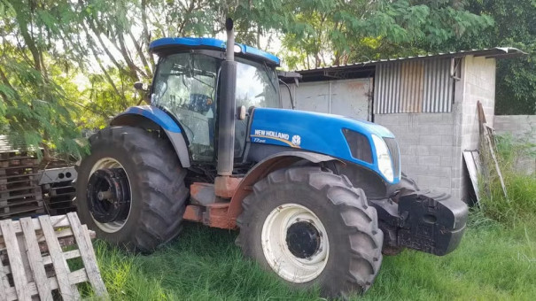 Tratores furtados de uma fazenda em Presidente Epitácio são encontrados pela polícia em uma chácara de Álvares Machado