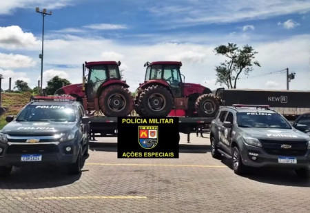 PolÃ­cia Militar intercepta tratores agrÃ­colas furtados no interior de SP e que seriam levados atÃ© a fronteira com o Paraguai