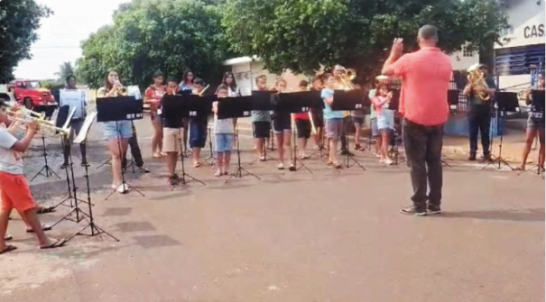 Salmourão inicia a formação da Banda Marcial Municipal