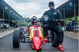 Piloto bastense faz teste em categoria mais popular do automobilismo mundial