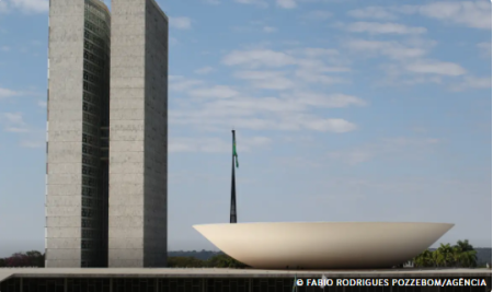 CÃ¢mara aprova divulgaÃ§Ã£o de dados do Censo Escolar e de exames