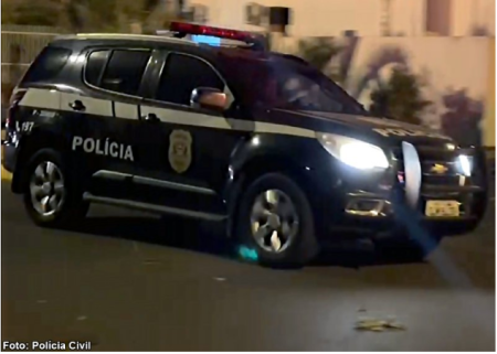 PolÃ­cia Civil de Iacri apreende carreta carregada com 40 toneladas de soja