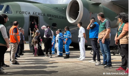 SÃ©timo voo da FAB com 82 repatriados do LÃ­bano chega a SÃ£o Paulo