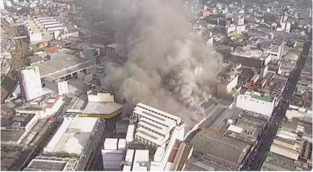 IncÃªndio atinge Shopping 25 de MarÃ§o, em SÃ£o Paulo