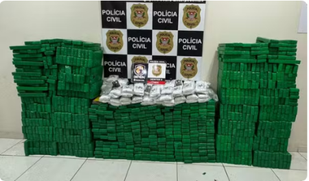 PolÃ­cia Civil apreende quase uma tonelada de maconha, skank e haxixe em veÃ­culos, em Mirante do Paranapanema