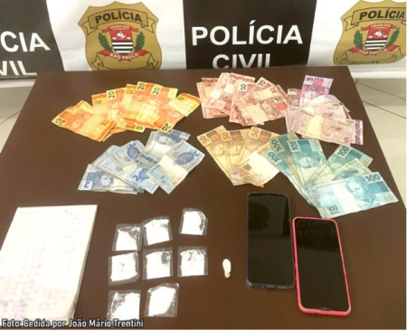 PolÃ­cia Civil apreende droga e mais de R$ 1,7 mil em dinheiro em residÃªncia de suspeito em Iacri