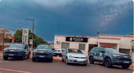 PolÃ­cia Militar apreende carro âdublÃªâ com sinais de adulteraÃ§Ã£o e prende motorista em flagrante em Presidente Venceslau