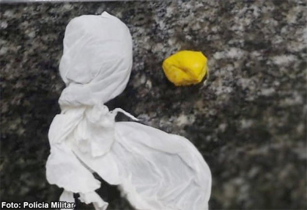 Motociclista é flagrado com porções de maconha e crack em Iacri