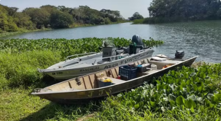 Casal de pescadores profissionais recebe multa de R$ 2,4 mil por pescar de forma irregular no Rio ParanÃ¡, em Panorama