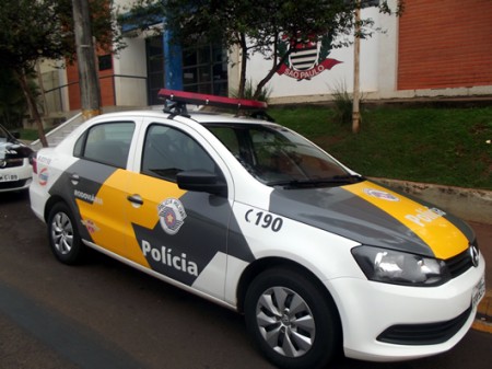 Caminhoneiro é flagrado com CNH falsa pela Polícia Rodoviária