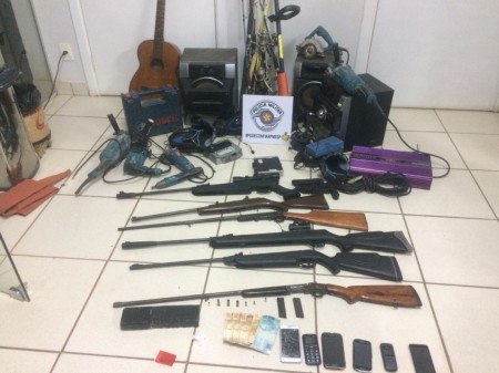 Ladrões furtam residência em Lucélia e são presos com armas e drogas 