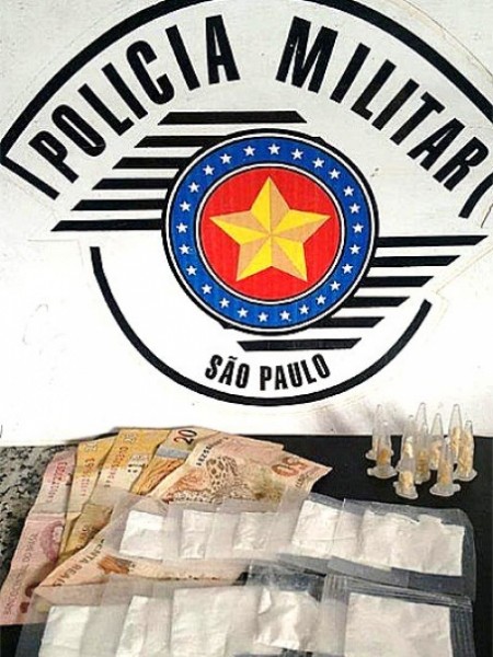 Polícia Militar de Bastos captura foragido da justiça e apreende cocaína e crack