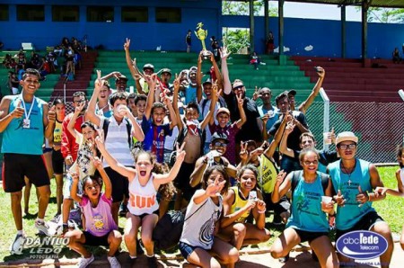 A equipe de Atletismo de Salmourão compete neste final de Semana em Adamantina 