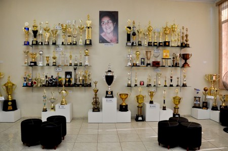 Osvaldo Cruz inaugura sala de troféus no Centro Cultural