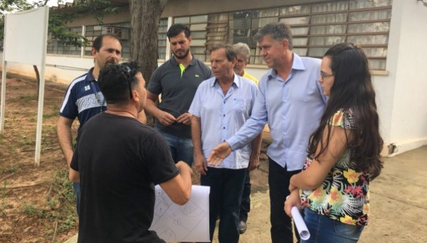 Tcnicos iniciam implantao da FATEC em Adamantina