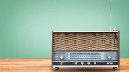 Rádio continua 'reinando' entre todas as plataformas de áudio