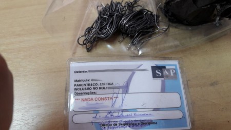 Visitante é flagrada com fios elétricos na genitália no presídio de Pracinha