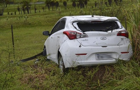 Acidente envolvendo carro de Osvaldo Cruz é registrado na SP-294 em Herculândia