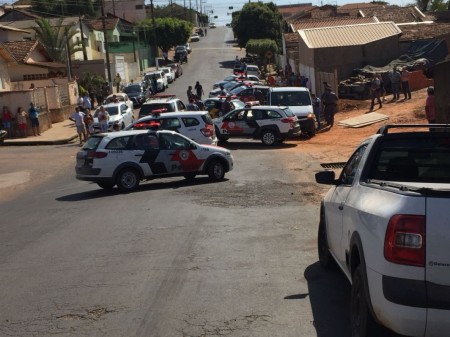 Polícia apreende veículo com fundo falso carregado de cocaína em Rinópolis