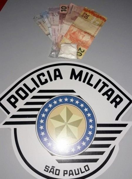 Polícia Militar de OC registra ocorrência por porte de entorpecente na Vila Esperança