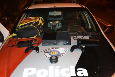 Polícia localiza objetos furtados que estavam escondidos