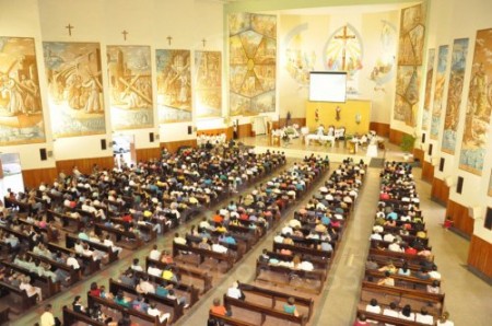 Horário de verão altera missa de domingo em Osvaldo Cruz