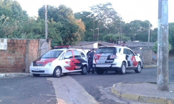 Polcias Militar e Civil realizam grande operao contra o trfico em Osvaldo Cruz 