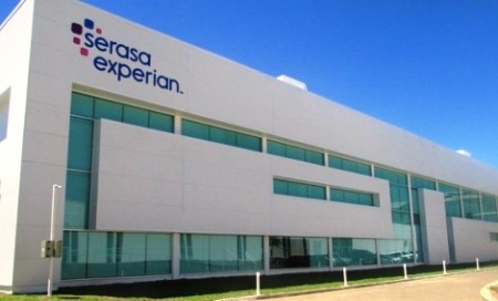 Demanda do consumidor por crédito recua 4,5% em setembro, aponta Serasa Experian