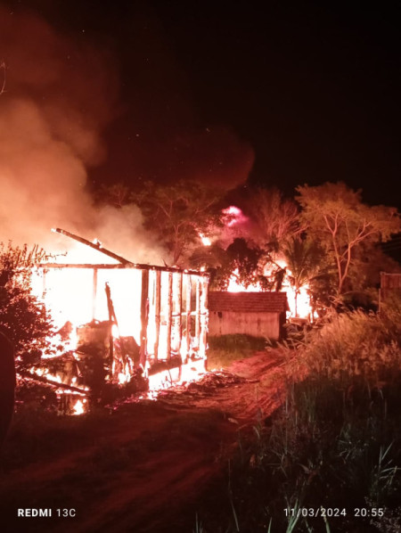 PM registrou ocorrÃªncia de incÃªndio em propriedade rural, em Osvaldo Cruz