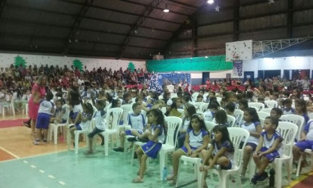 Secretaria Municipal de Educação realiza festa do prosseguir com 269 crianças da Educação Infantil