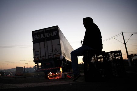 União dos Caminhoneiros diz que fará paralisação depois do feriado