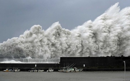 Tufão Jebi deixa mortos e mais de 100 feridos no Japão