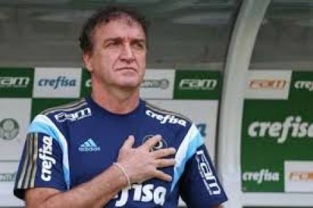 Expulsões desafiam Cuca para escalar o Palmeiras na próxima segunda