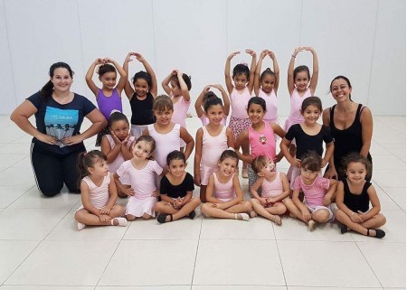 Vem aí mais um espetáculo realizado pela Escola de Dança Fabiane Ortega