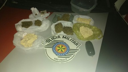 Mulher é presa com mais de 1Kg de droga que seria levada para presídio de Lucélia